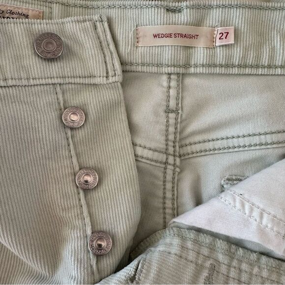 Levi’s Wedgie Straight Button Fly Corduroy Pants Women’s 27 Mint Green - Picture 8 of 10